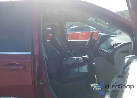 2012 Chrysler Town & Country Touring from USA, damaged, VIN 2C4RC1BG9CR227146